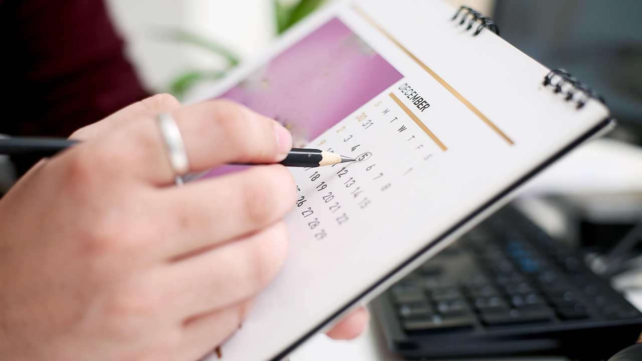 Salarios y tiempo: una ecuación a resolver a favor de las trabajadoras